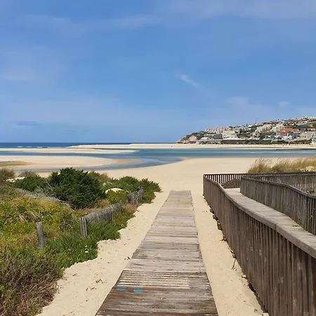 Tradicional Lagoa De Obidos Com Piscina Holiday home Vau (Obidos)