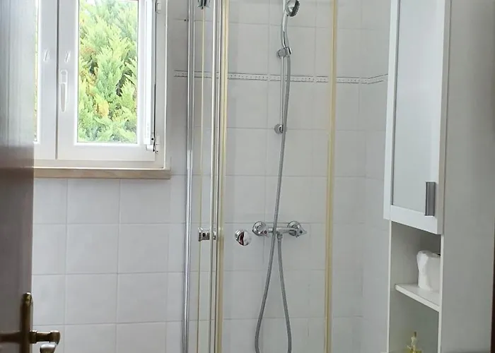 Tradicional Lagoa De Obidos Com Piscina Feriehus *