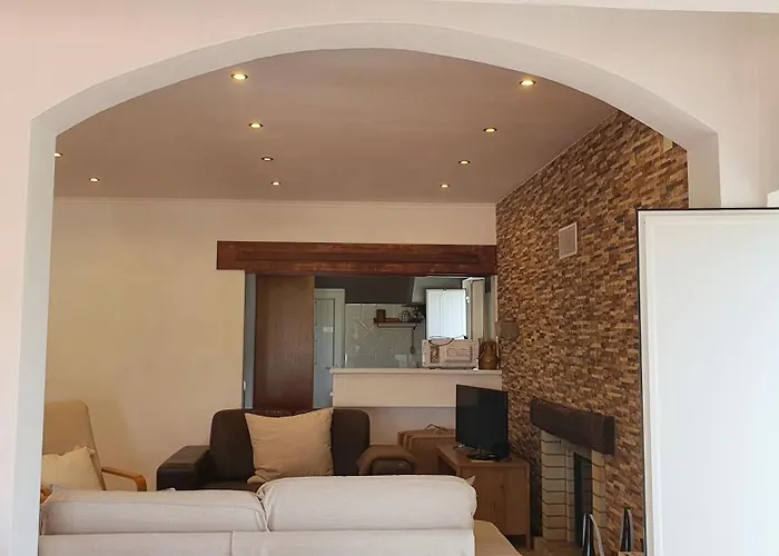 Feriehus Tradicional Lagoa De Obidos Com Piscina Vau (Obidos)