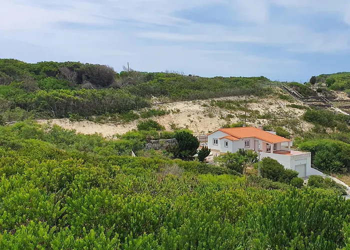 Tradicional Lagoa De Obidos Com Piscina *